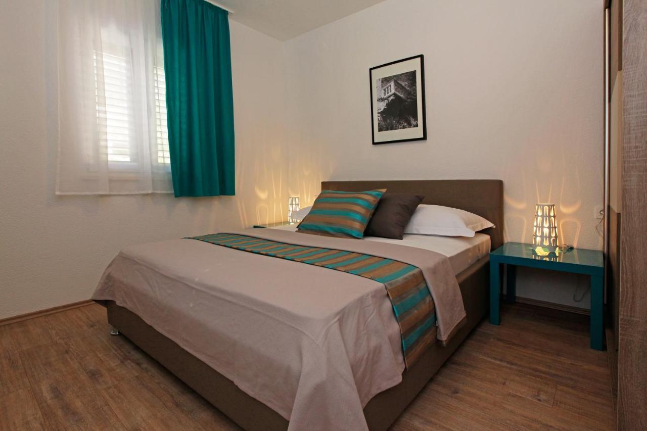 Iris Apartments Bol (Adults Only) Dış mekan fotoğraf