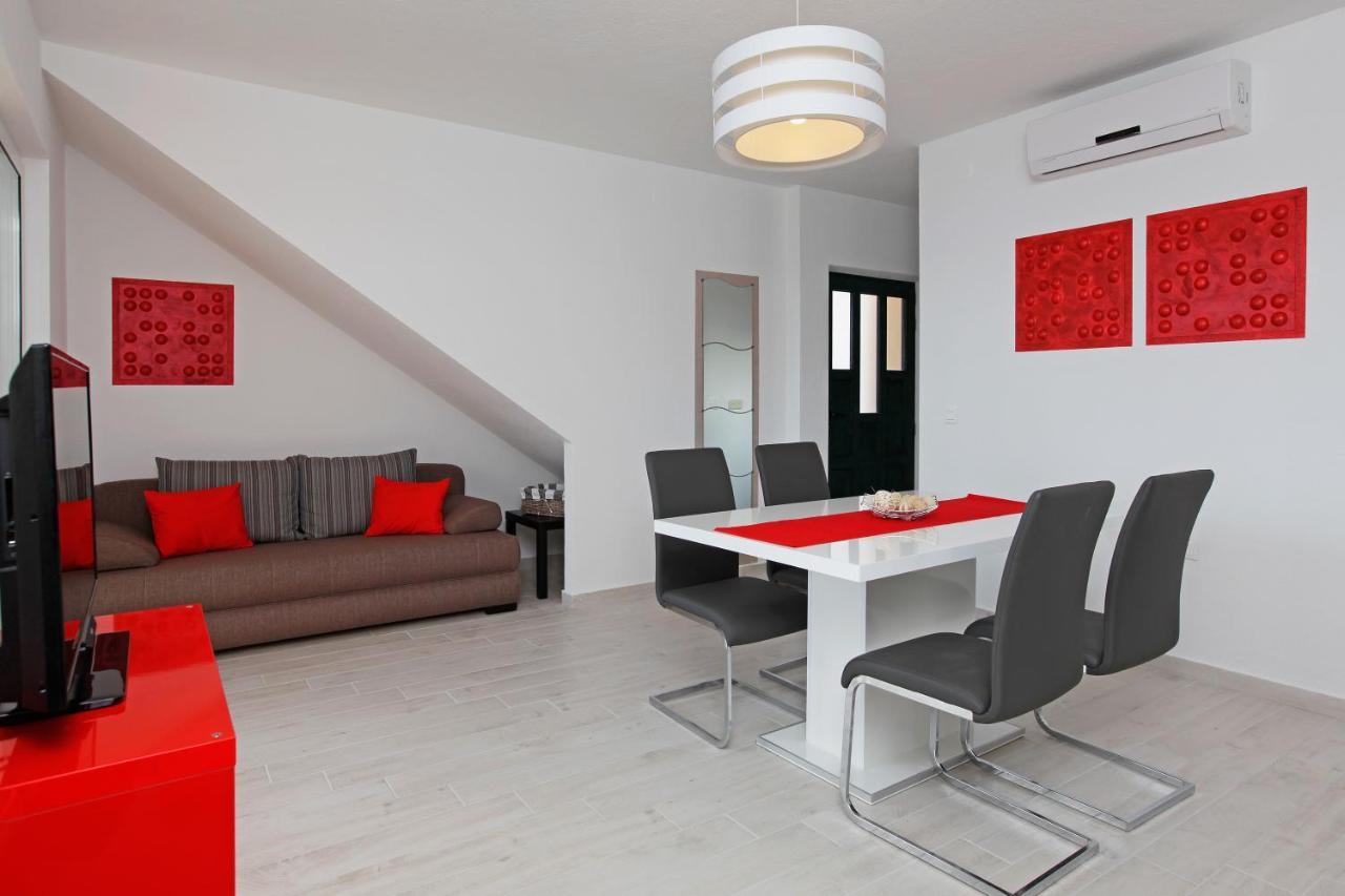 Iris Apartments Bol (Adults Only) Dış mekan fotoğraf
