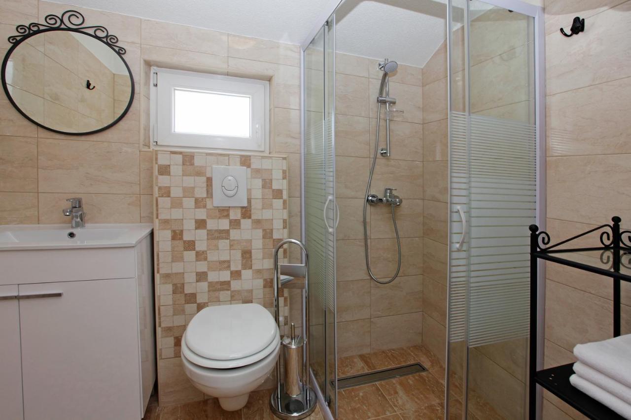 Iris Apartments Bol (Adults Only) Dış mekan fotoğraf